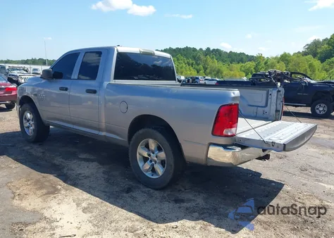 2019 Ram 1500 Classic Tradesman 4X2 6'4 Box z USA, uszkodzony, nr VIN 1C6RR6FT5KS604482